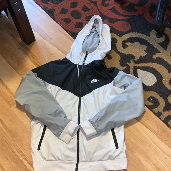 Nike Other - Nike windbreaker